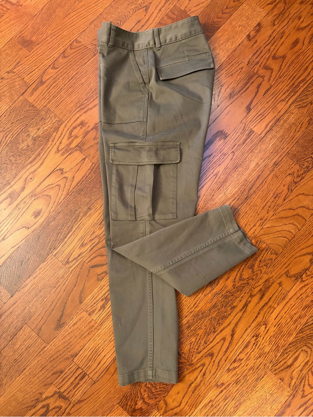 TNA Aritzia Olive straight leg cargo pant